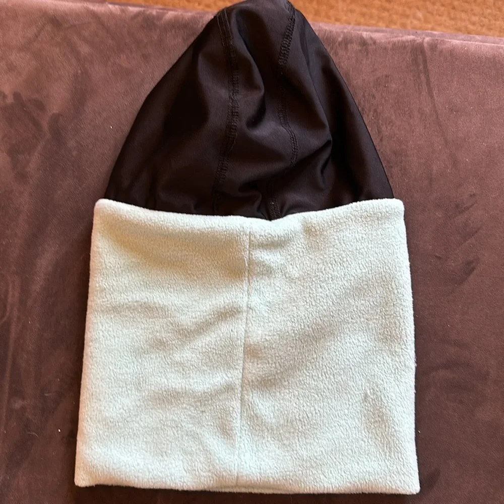 Like new turtle neck wear. Mint green color